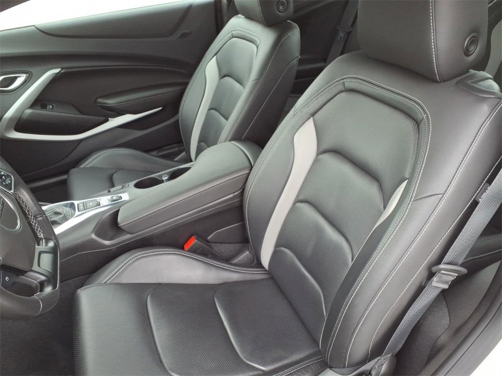 2023 Chevrolet Camaro 2LT