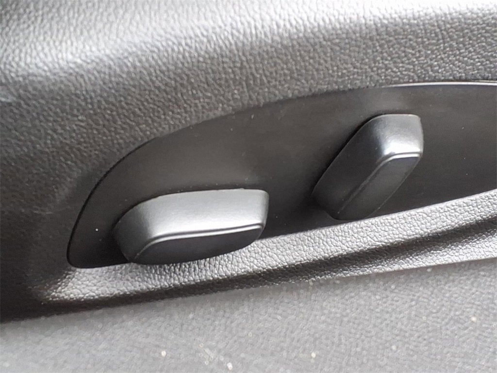 2023 Chevrolet Camaro 2LT