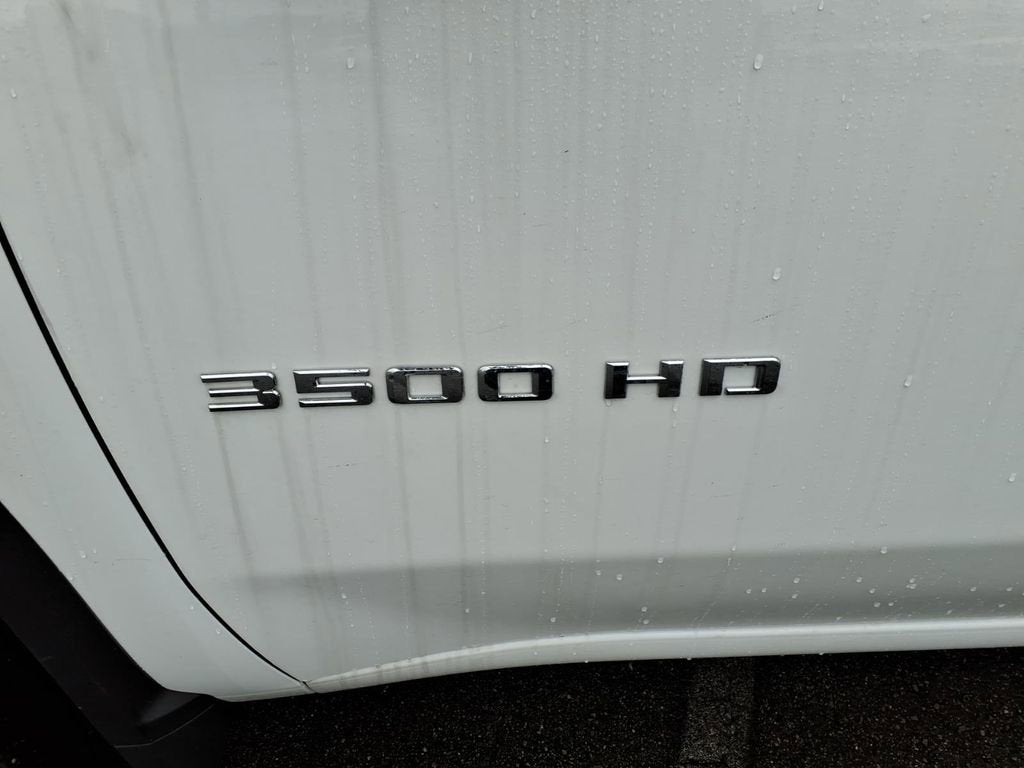 2025 Chevrolet Silverado 3500 HD WT DRW