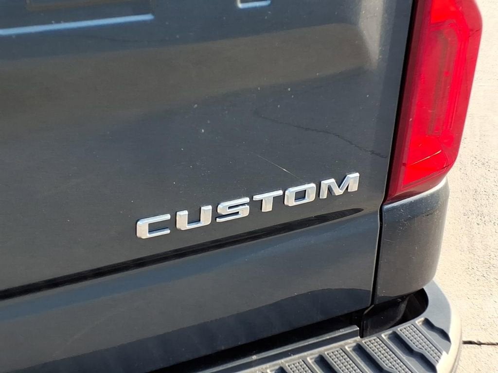 2019 Chevrolet Silverado 1500 Custom