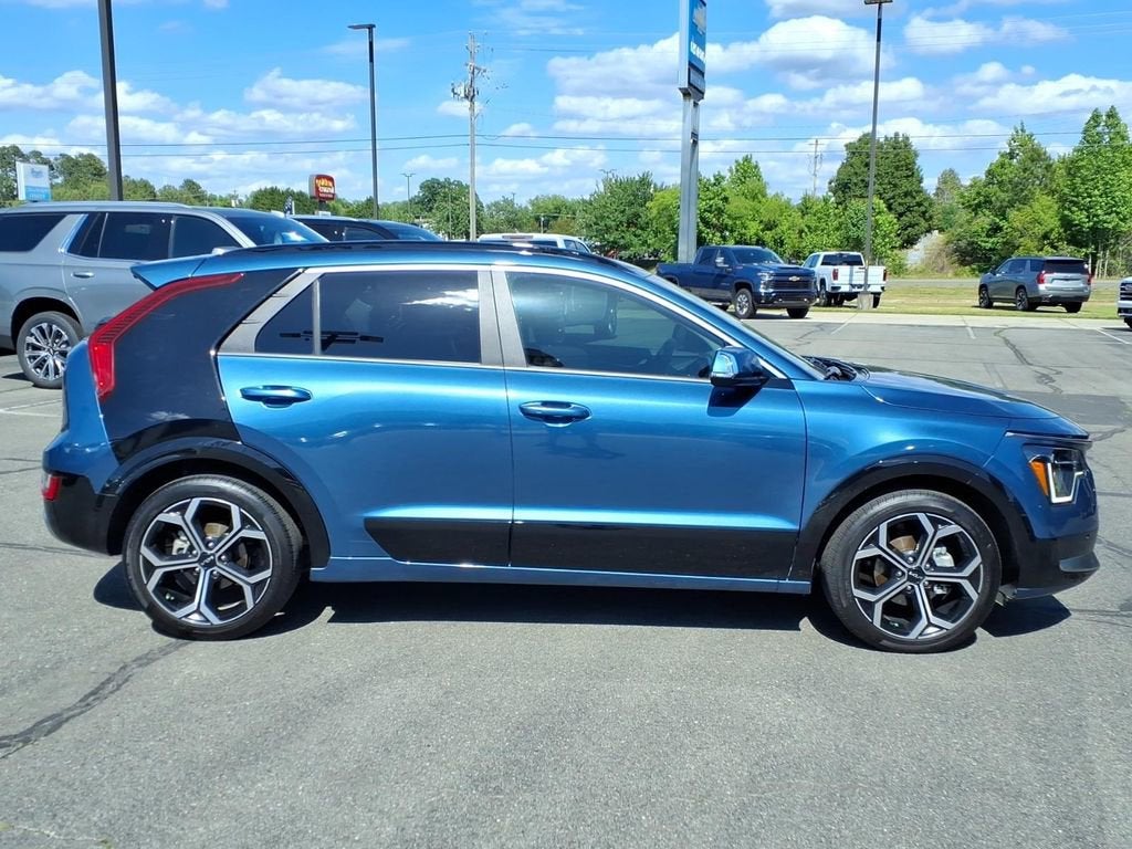 2025 Kia Niro SX Touring