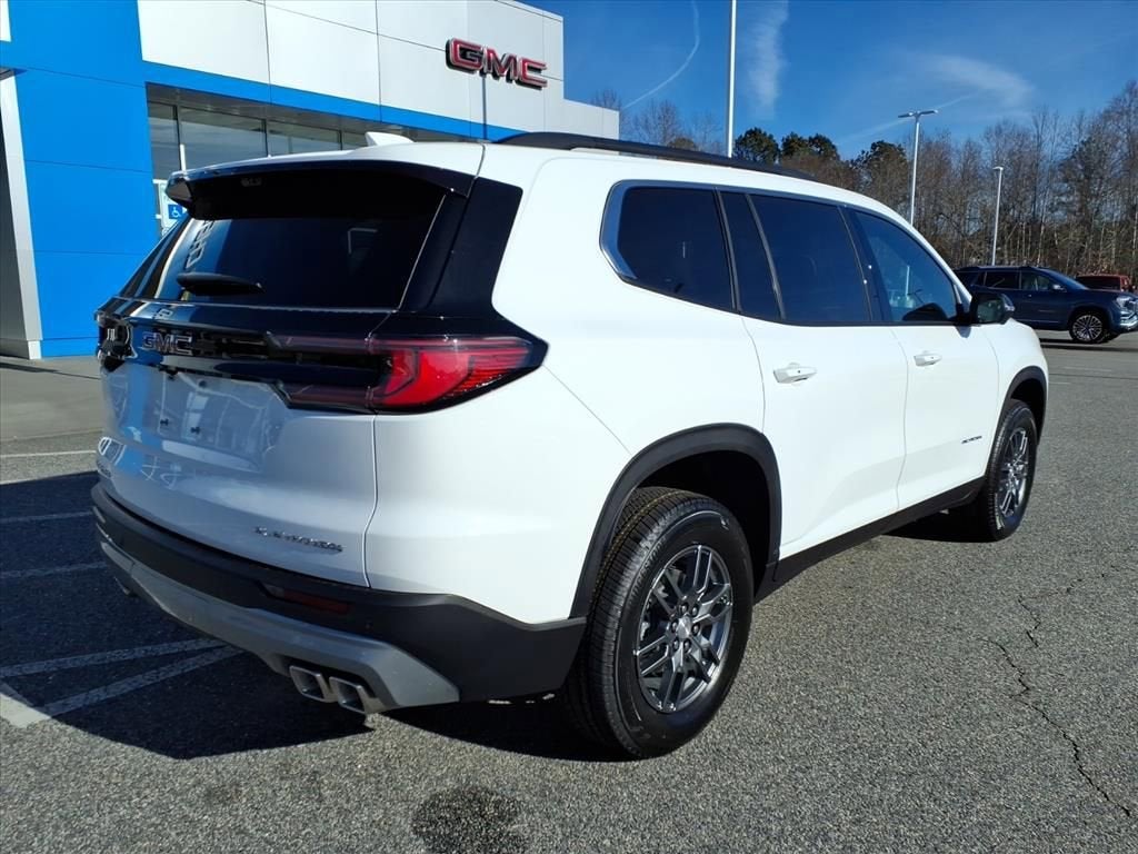 2026 GMC Acadia Elevation