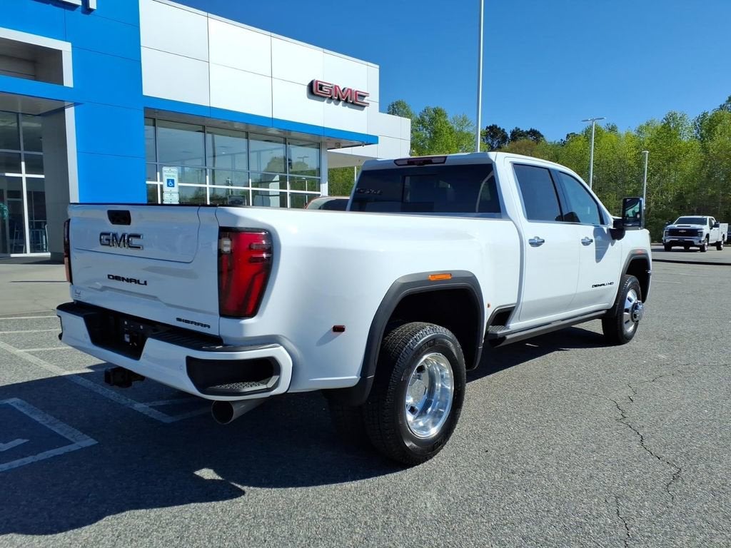 2026 GMC Sierra 3500 HD Denali Ultimate DRW