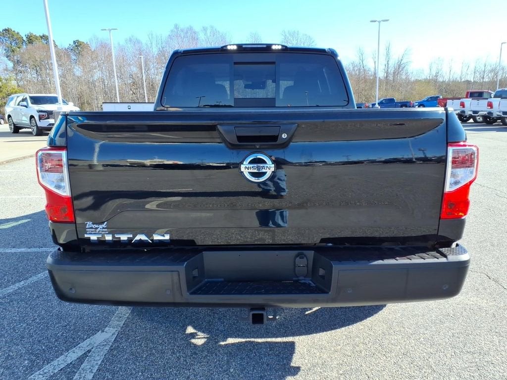 2021 Nissan Titan S