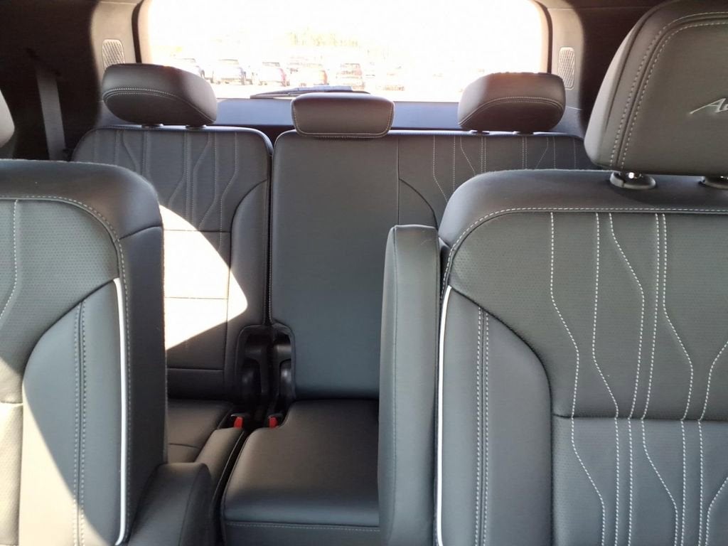 2025 Buick Enclave Avenir