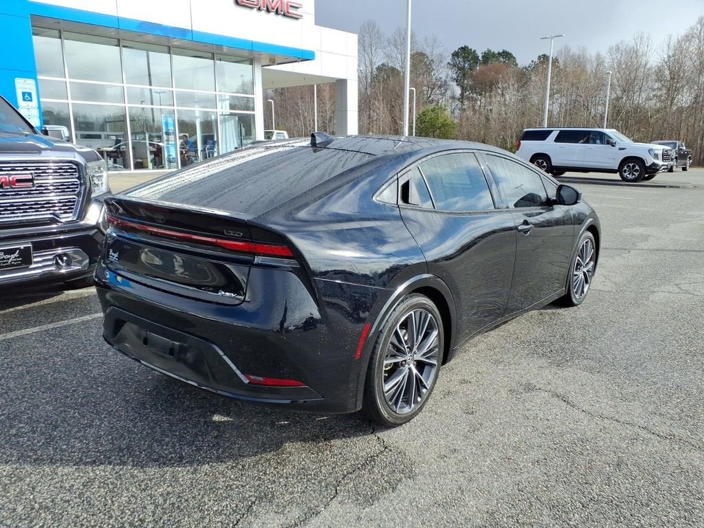 2024 Toyota Prius LE