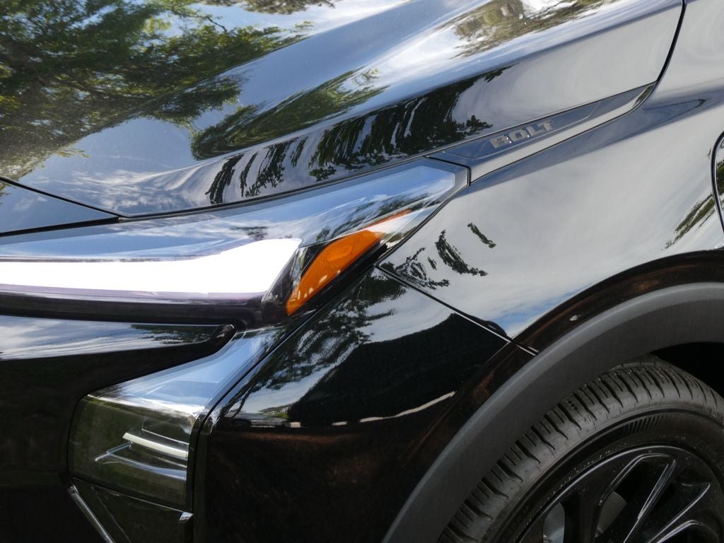 2027 Chevrolet Bolt EV RS