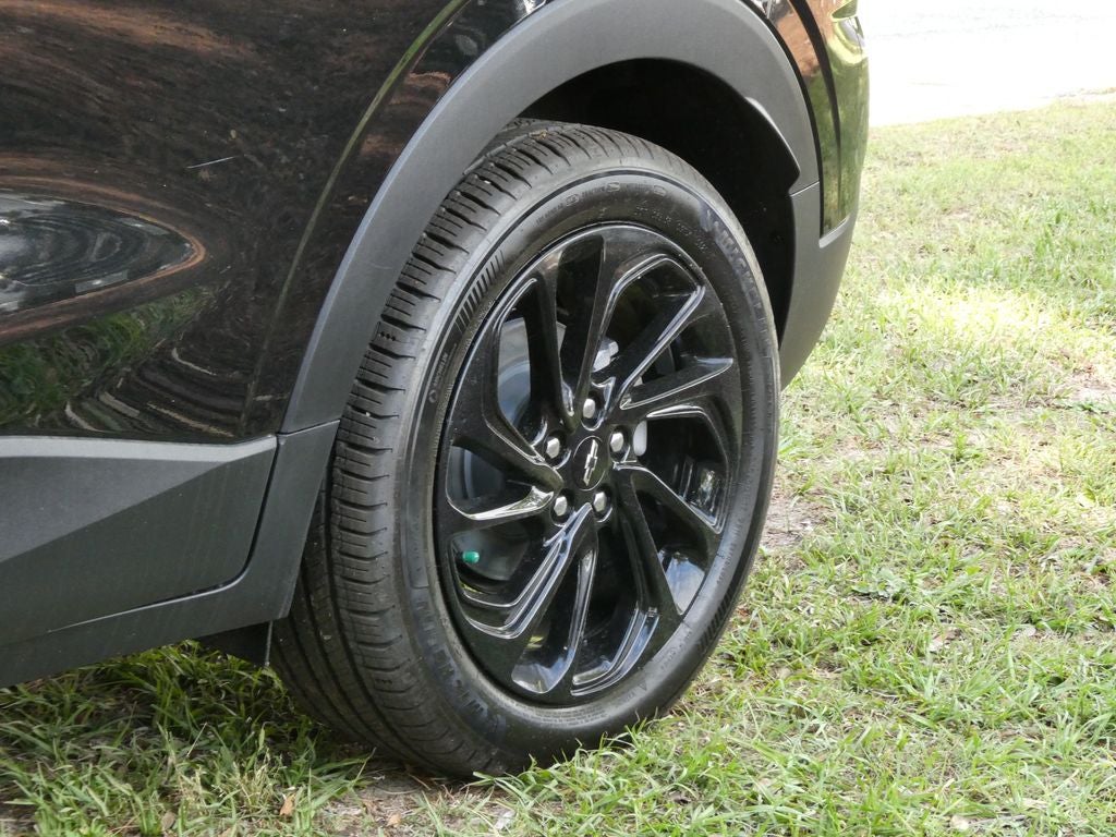 2027 Chevrolet Bolt EV RS