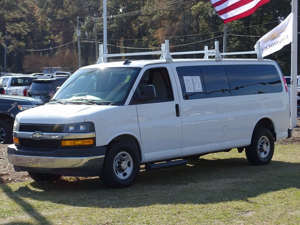 2018 Chevrolet Express 3500 LT Passenger