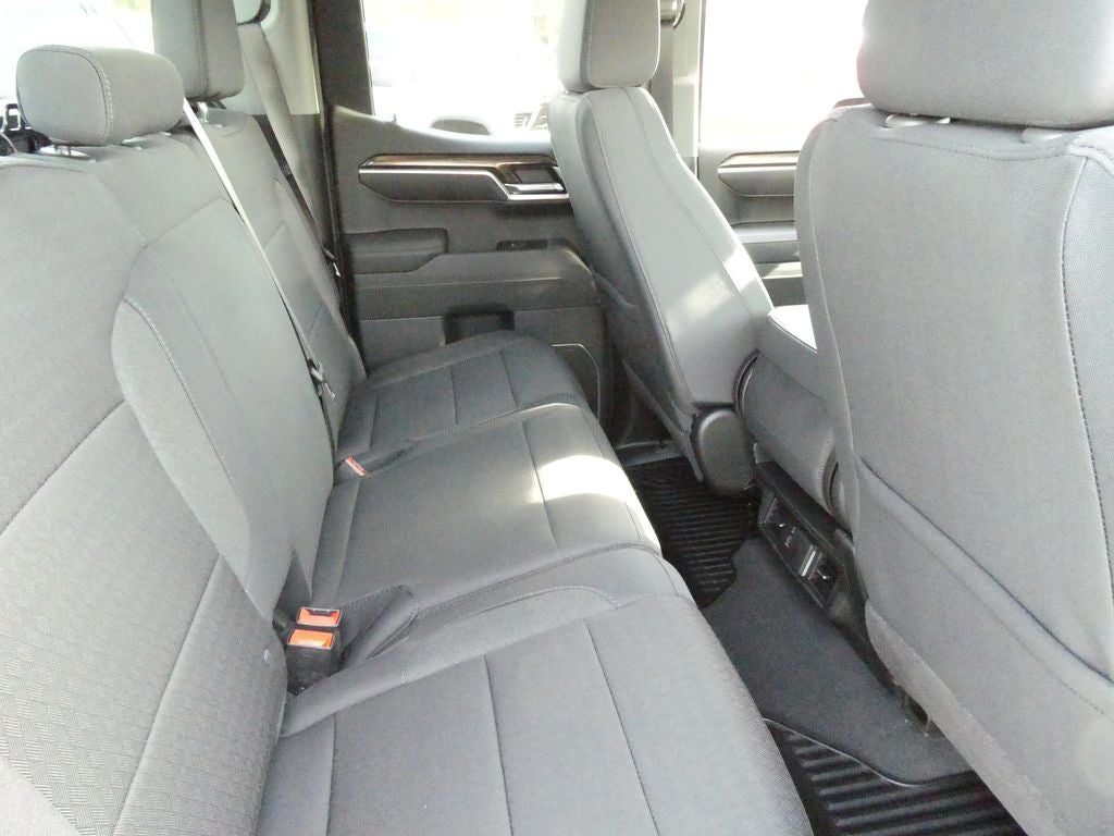 2026 Chevrolet Silverado 1500 LT LT1