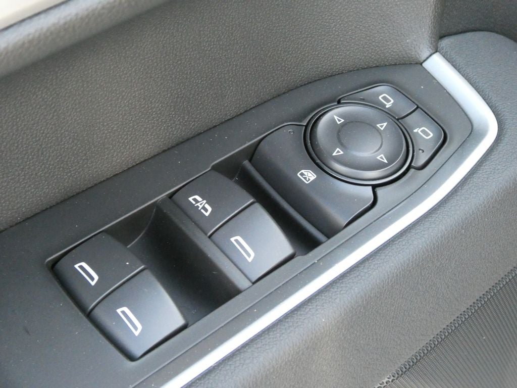 2026 Chevrolet Silverado 1500 LT LT1