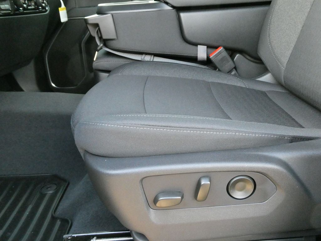 2026 Chevrolet Silverado 1500 LT LT1