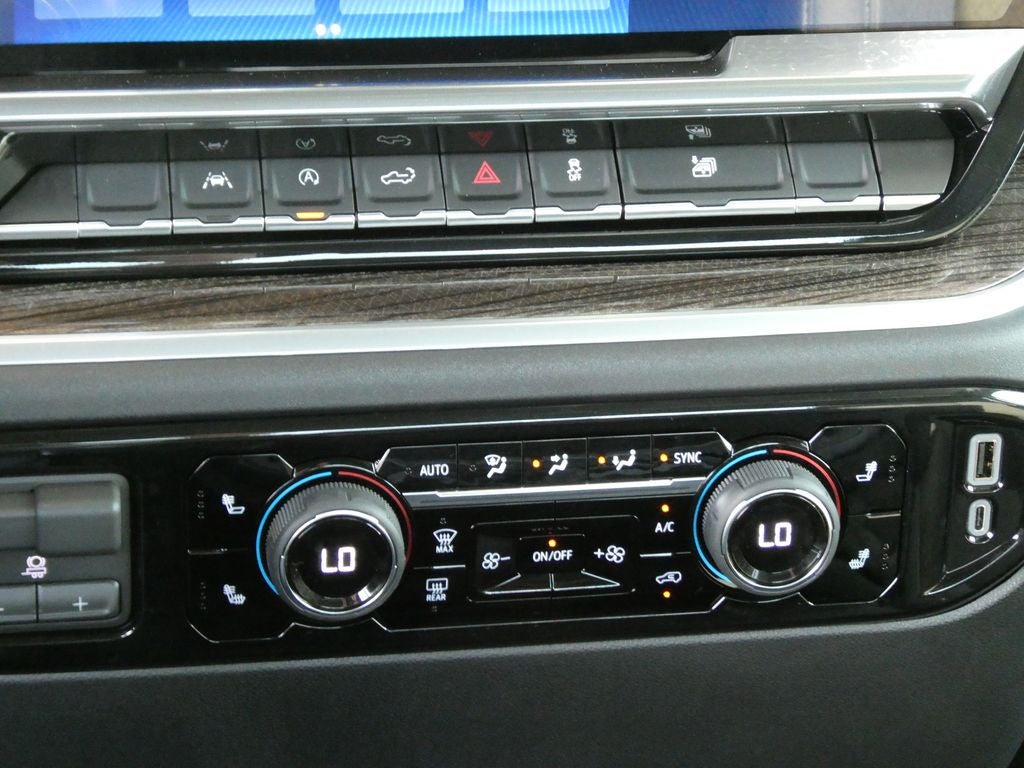2026 Chevrolet Silverado 1500 LT LT1