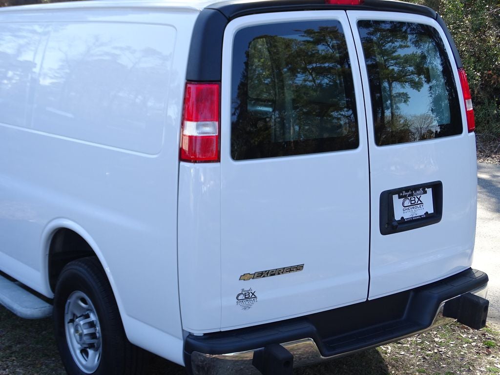 2024 Chevrolet Express 2500 Work Van Cargo