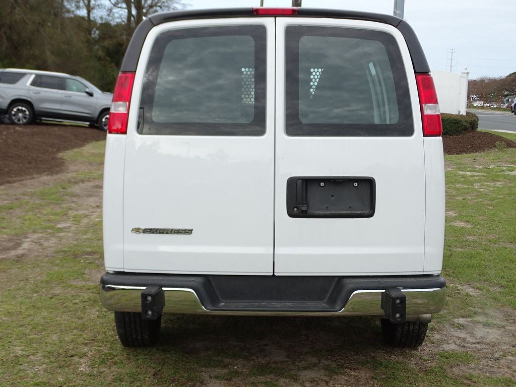 2024 Chevrolet Express 2500 Work Van Cargo