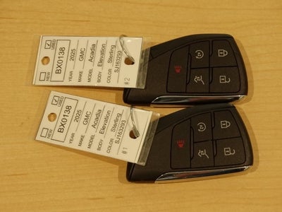 2025 GMC Acadia Elevation