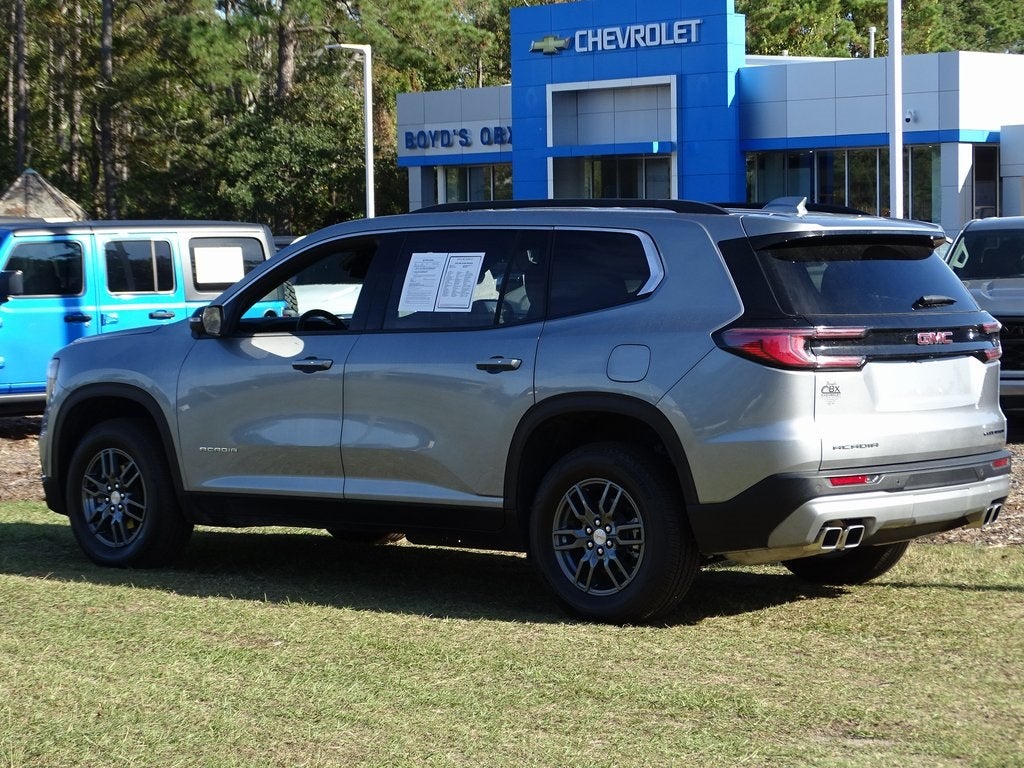 2025 GMC Acadia Elevation