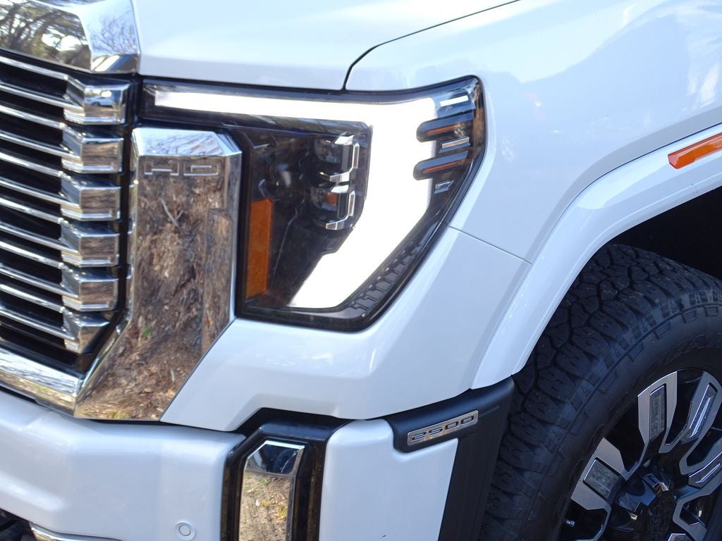 2025 GMC Sierra 2500HD Denali