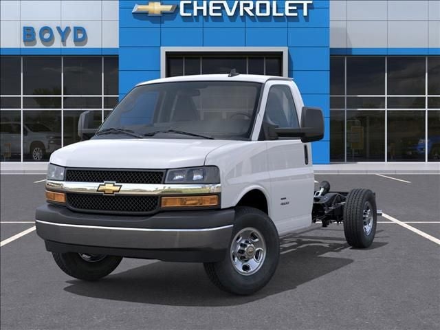 2026 Chevrolet Express 3500 Work Van Cutaway