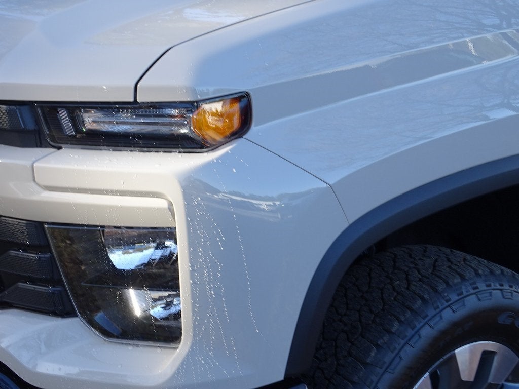 2026 Chevrolet Silverado 2500HD Custom