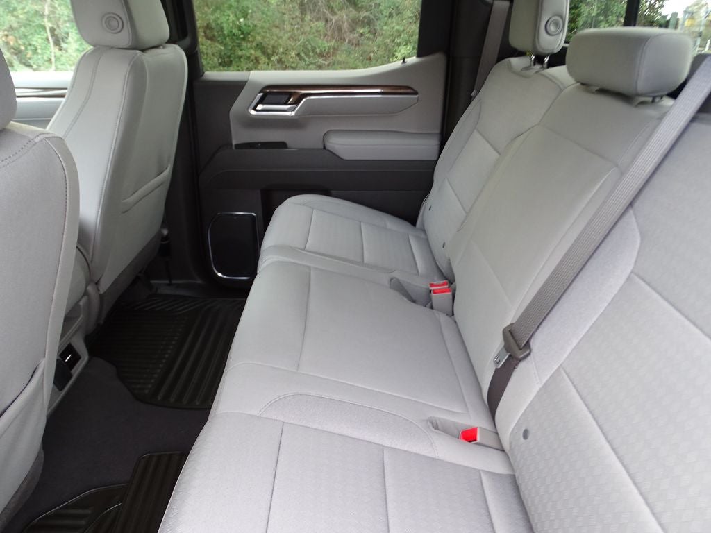 2026 Chevrolet Silverado 1500 LT LT1