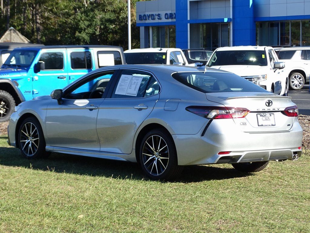 2024 Toyota Camry SE