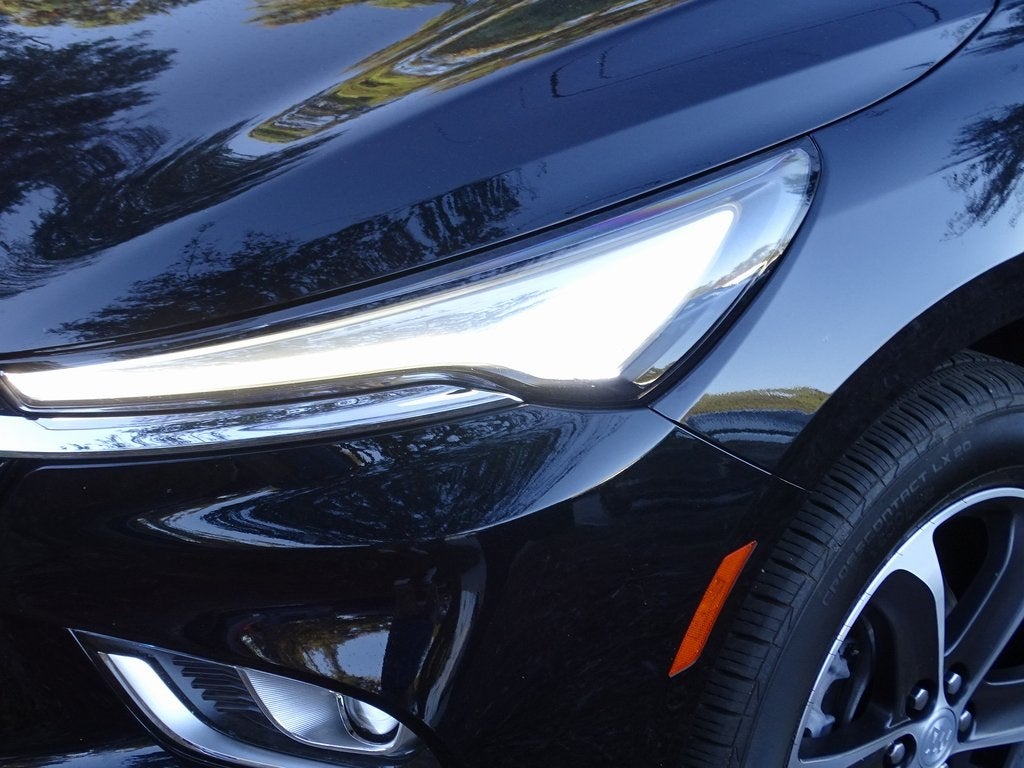 2022 Buick Enclave Essence