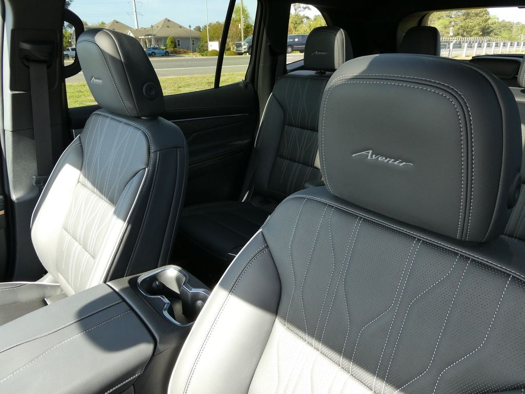 2025 Buick Enclave Avenir