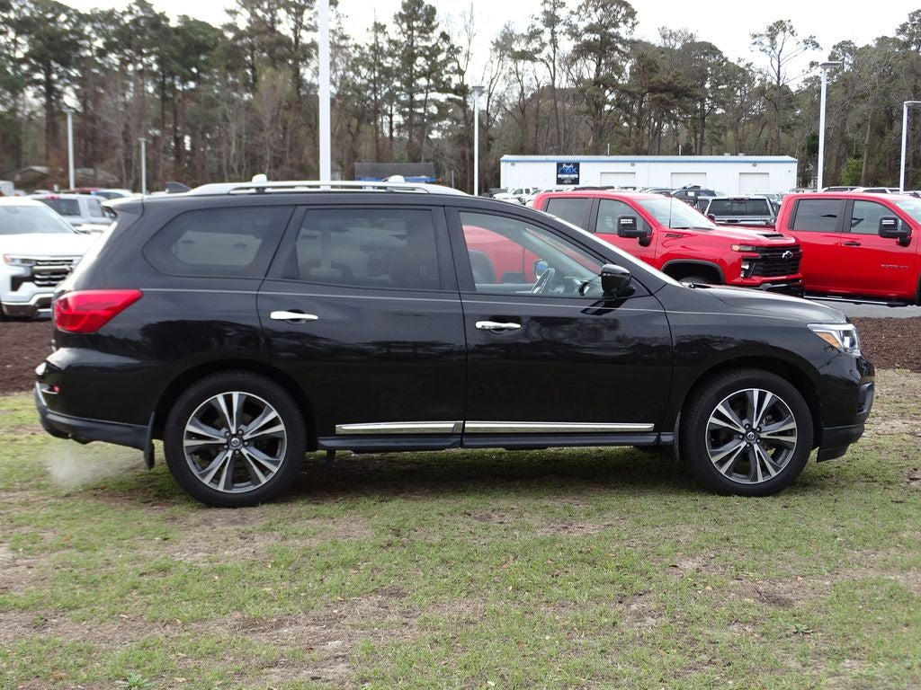 2020 Nissan Pathfinder Platinum