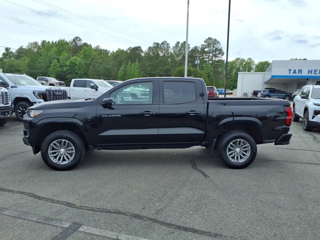 2024 Chevrolet Colorado LT