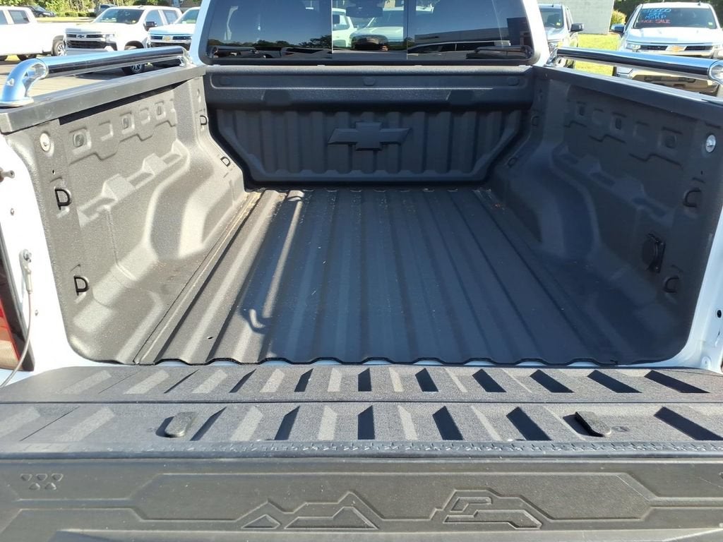2025 Chevrolet Colorado WT/LT