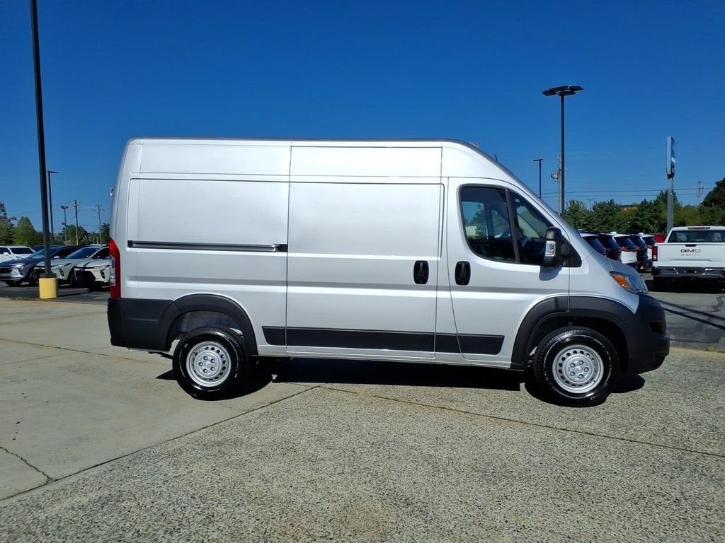 2026 RAM ProMaster Cargo Van Tradesman