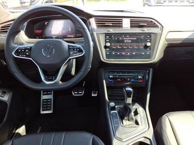 2024 Volkswagen Tiguan SE R-Line Black