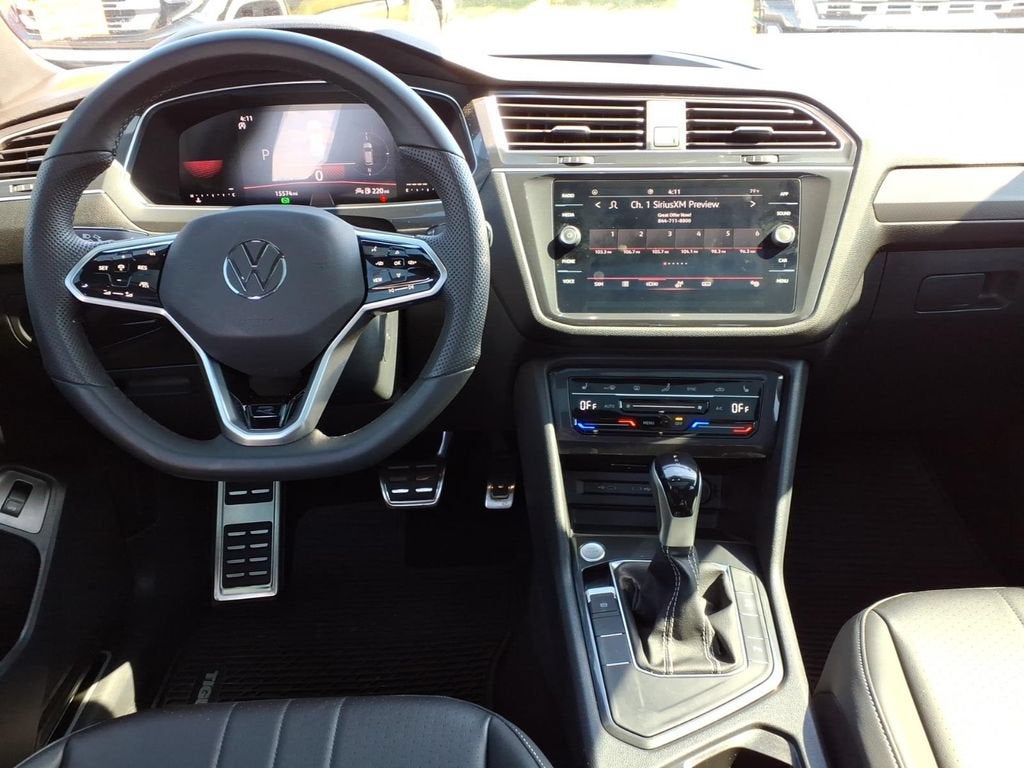 2024 Volkswagen Tiguan SE R-Line Black