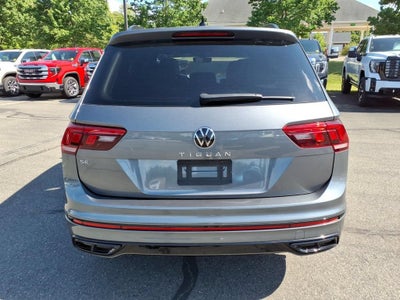 2024 Volkswagen Tiguan SE R-Line Black