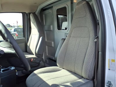 2026 Chevrolet Express Cutaway 3500 1WT