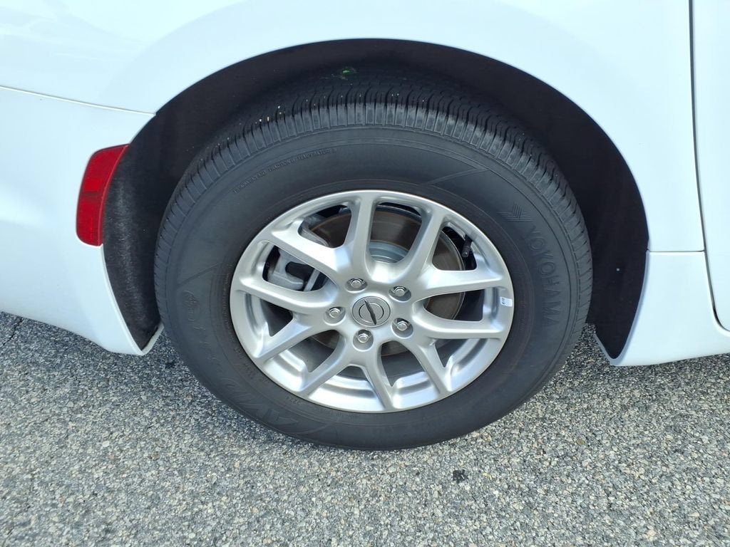 2025 Chrysler Pacifica Select