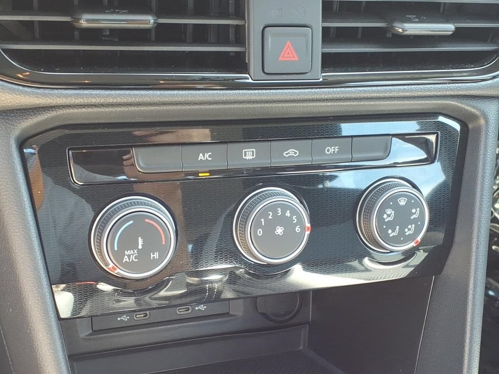 2025 Volkswagen Taos S