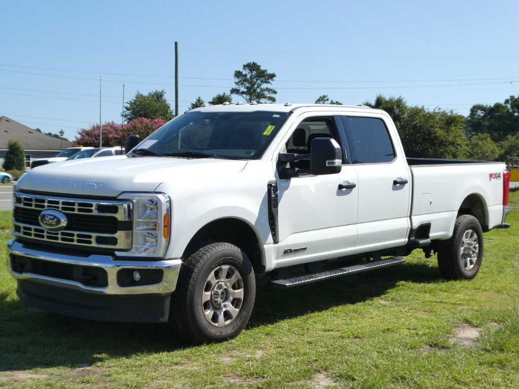 2023 Ford Super Duty F-350 SRW XL
