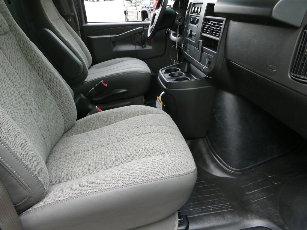 2026 Chevrolet Express Cargo WT