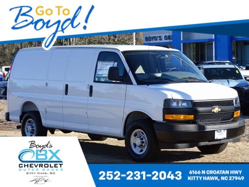 2025 Chevrolet Express Cargo WT