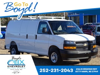 2025 Chevrolet Express Cargo WT