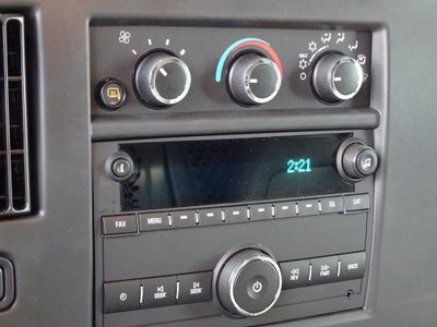 2025 Chevrolet Express Cargo WT