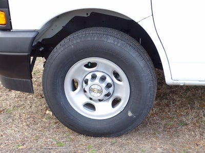 2025 Chevrolet Express Cargo WT