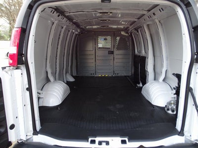 2025 Chevrolet Express Cargo WT