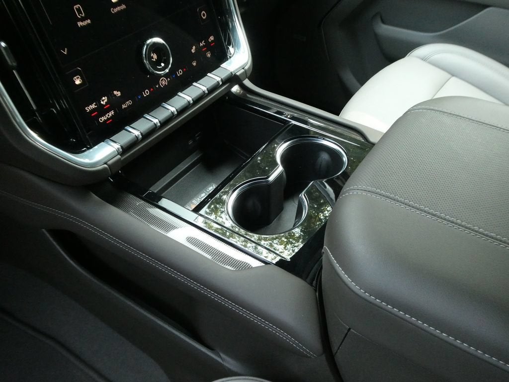 2025 GMC Yukon XL Elevation
