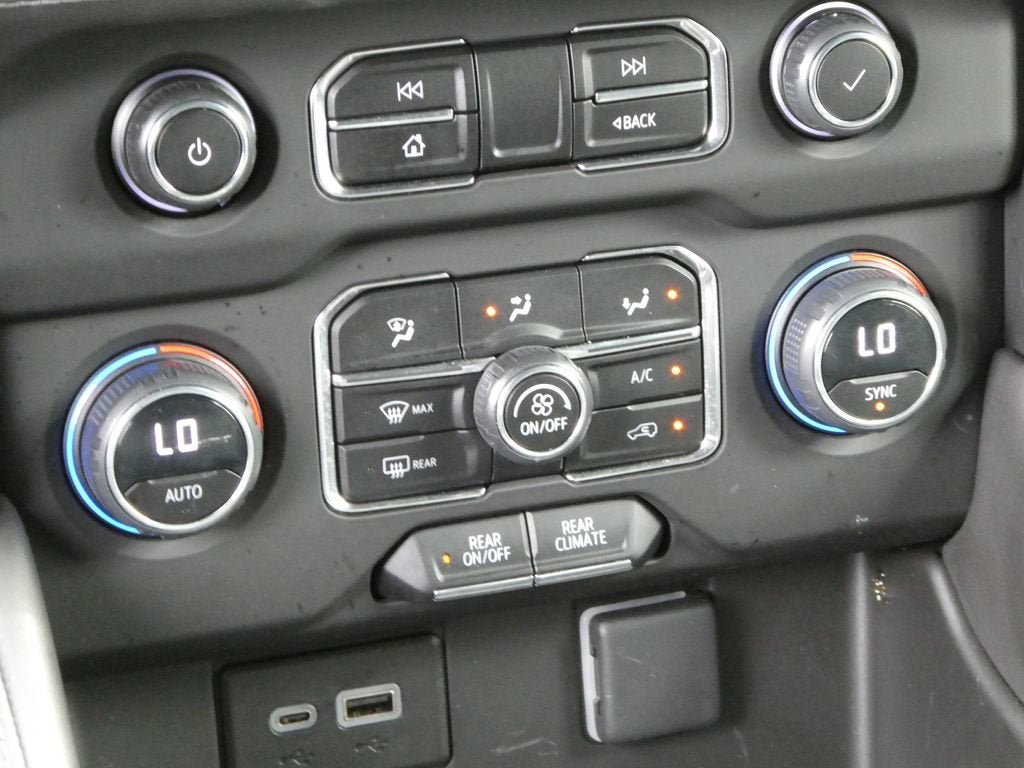 2023 Chevrolet Tahoe LS