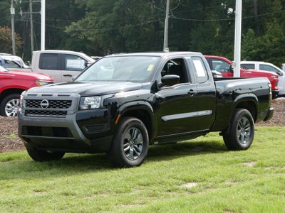 2025 Nissan Frontier SV