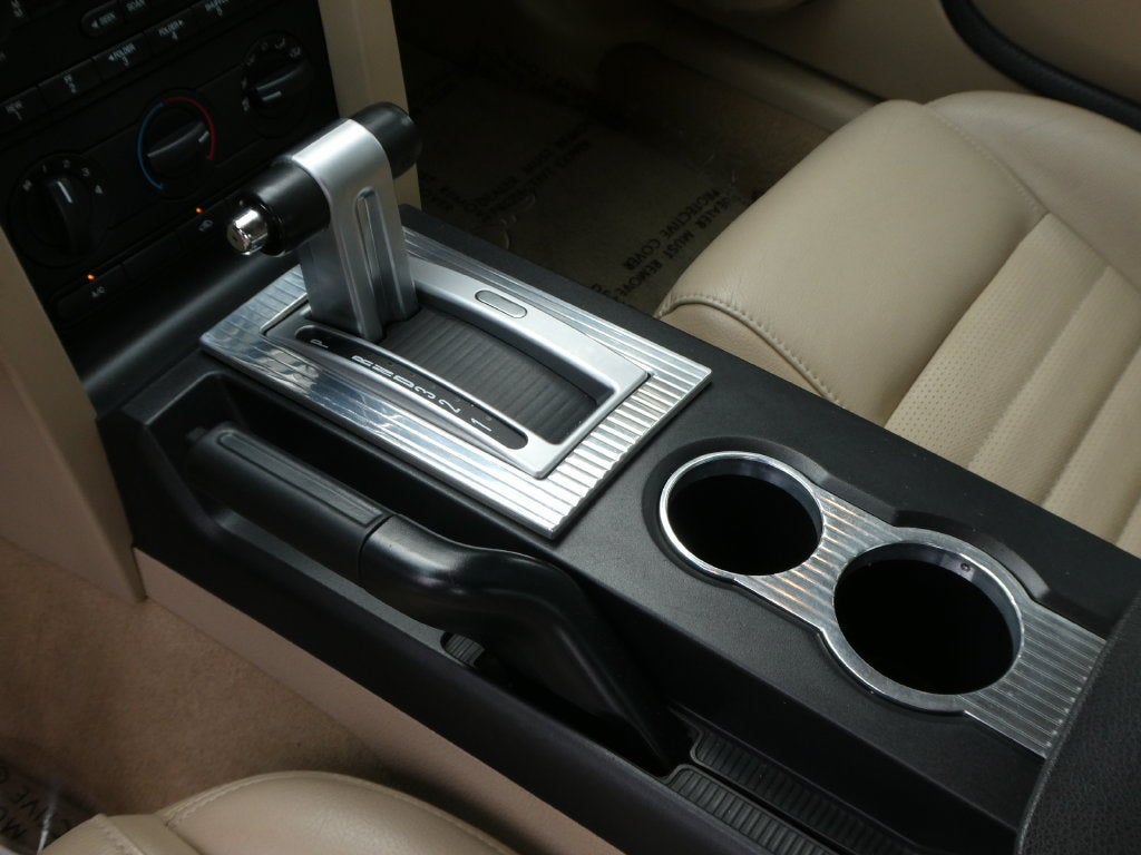 2006 Ford Mustang GT Deluxe
