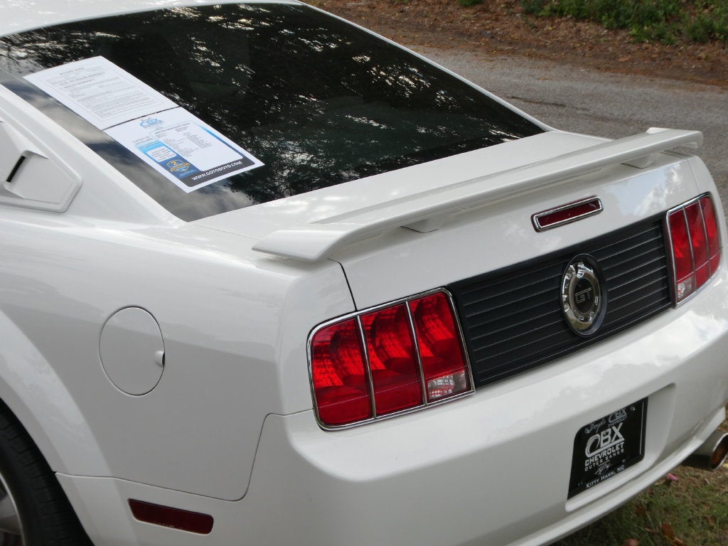 2006 Ford Mustang GT Deluxe
